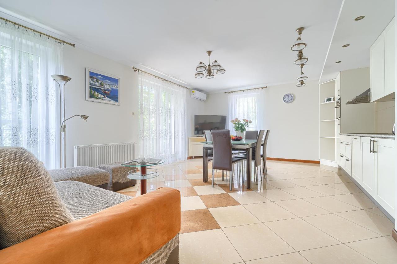 Apartamenty Bursztynowe Komnaty Darlowko Exterior photo