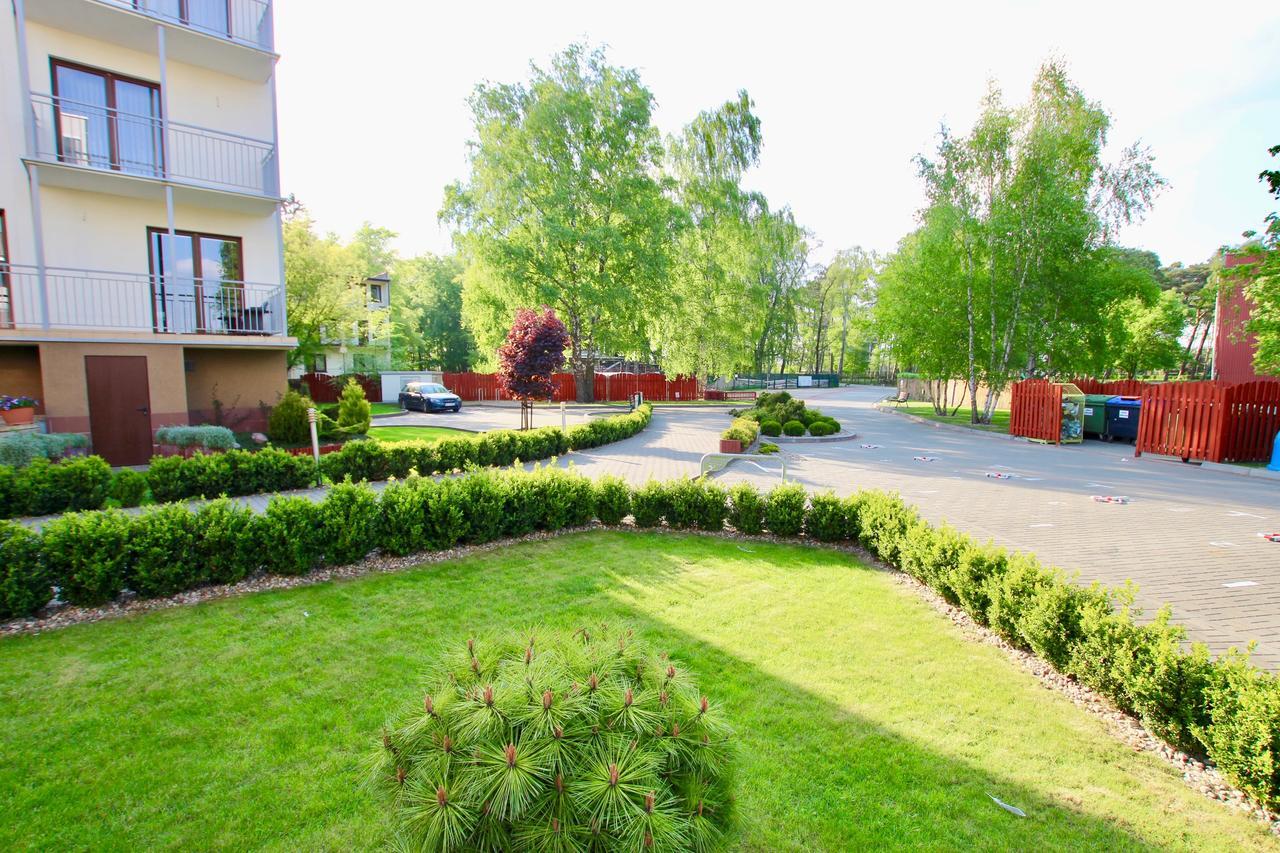 Apartamenty Bursztynowe Komnaty Darlowko Exterior photo